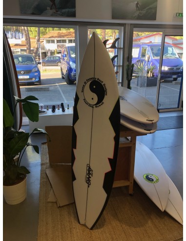 TOWN & COUNTRY SURFBOARD HRT CUSTOM 5'9